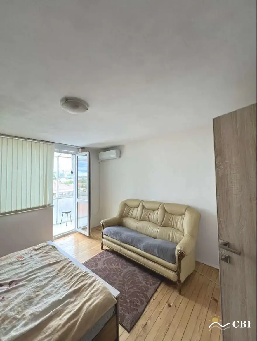 Apartment, 1-room, 35 m², in Varna. Photo 2 of 8. Varna, Black Sea, Bulgaria. Cheap Beach Holiday.