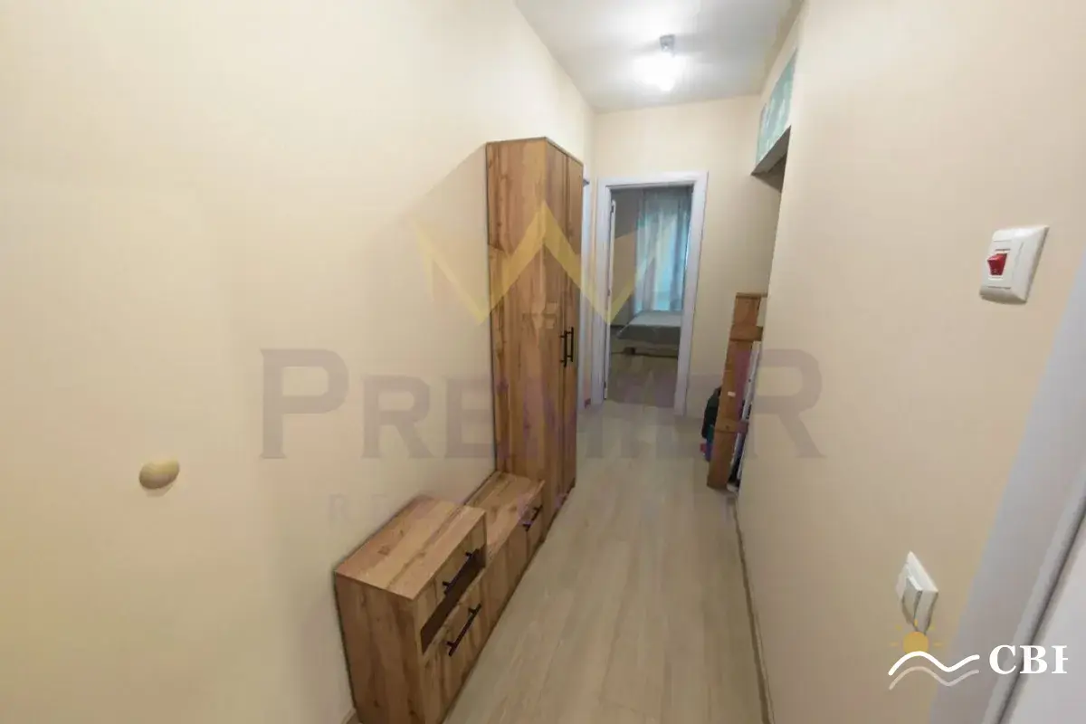 Apartment, 2-room, 60 m², in Izgrev. Photo 7 of 11. Izgrev, Black Sea, Bulgaria. Cheap Beach Holiday.