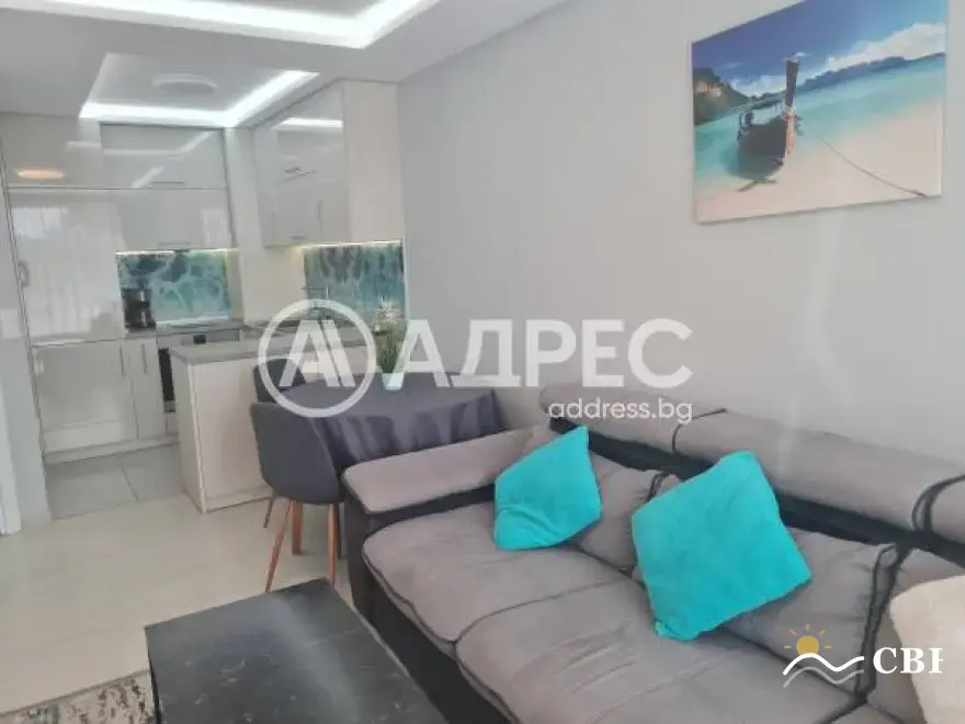 Apartment, 2-room, 72 m², in Varna. Photo 2 of 11. Varna, Black Sea, Bulgaria. Cheap Beach Holiday.