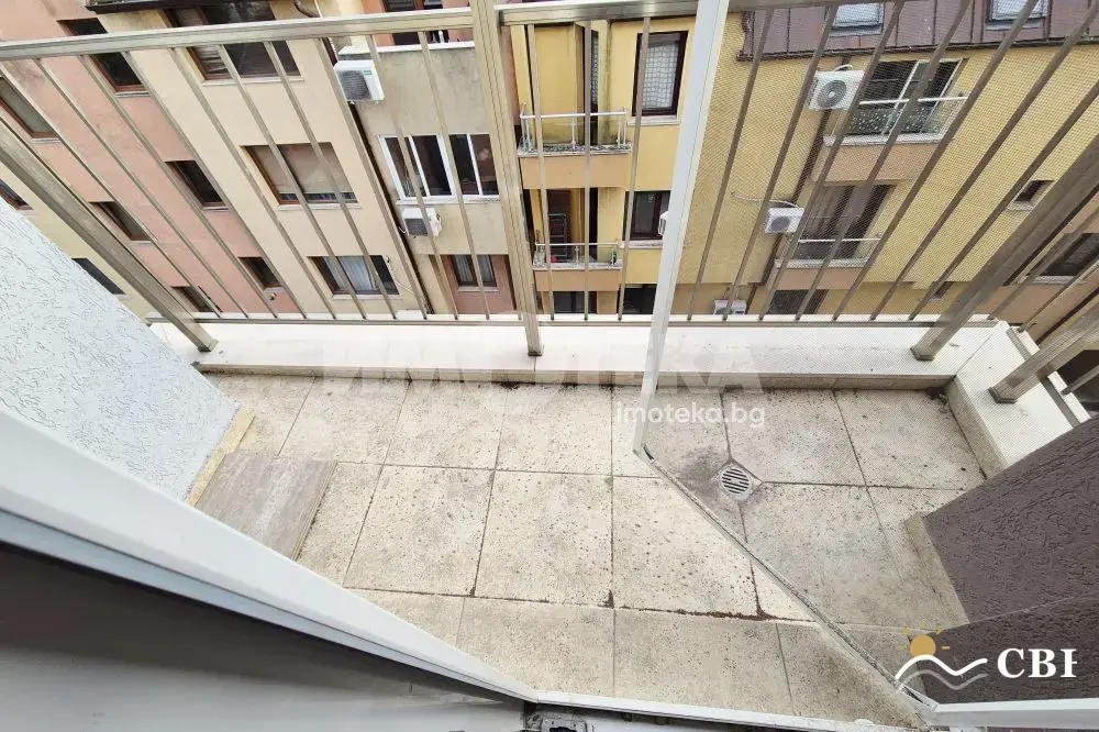 Apartment, 2-room, 50 m², in Varna. Photo 6 of 11. Varna, Black Sea, Bulgaria. Cheap Beach Holiday.