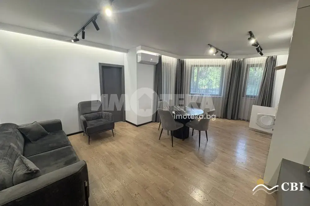 Apartment, 2-room, 70 m², in Varna. Photo 1 of 9. Varna, Black Sea, Bulgaria. Cheap Beach Holiday.