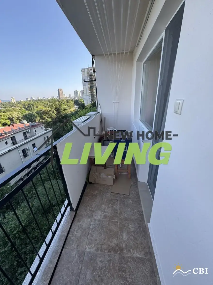 Apartment, 2-room, 80 m², in Burgas. Photo 9 of 12. Burgas, Black Sea, Bulgaria. Cheap Beach Holiday.