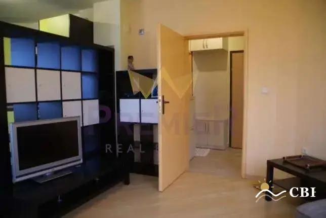 Apartment, 2-room, 65 m², in Varna. Photo 8 of 12. Varna, Black Sea, Bulgaria. Cheap Beach Holiday.