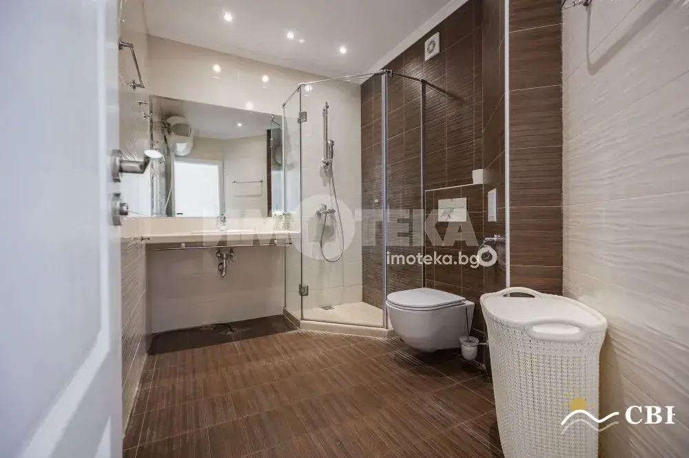 Apartment, 2-room, 100 m², in Varna. Photo 4 of 16. Varna, Black Sea, Bulgaria. Cheap Beach Holiday.