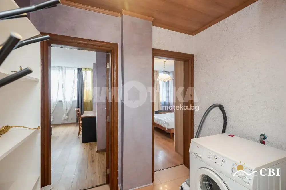 Apartment, 3-room, 98 m², in Varna. Photo 8 of 13. Varna, Black Sea, Bulgaria. Cheap Beach Holiday.