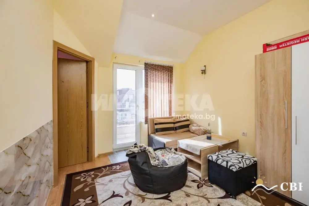 Apartment, 3-room, 65 m², in Varna. Photo 9 of 14. Varna, Black Sea, Bulgaria. Cheap Beach Holiday.