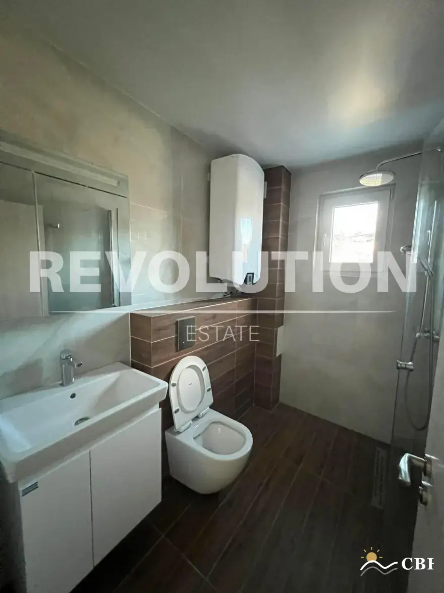 Apartment, 3-room, 80 m², in Varna. Photo 6 of 7. Varna, Black Sea, Bulgaria. Cheap Beach Holiday.