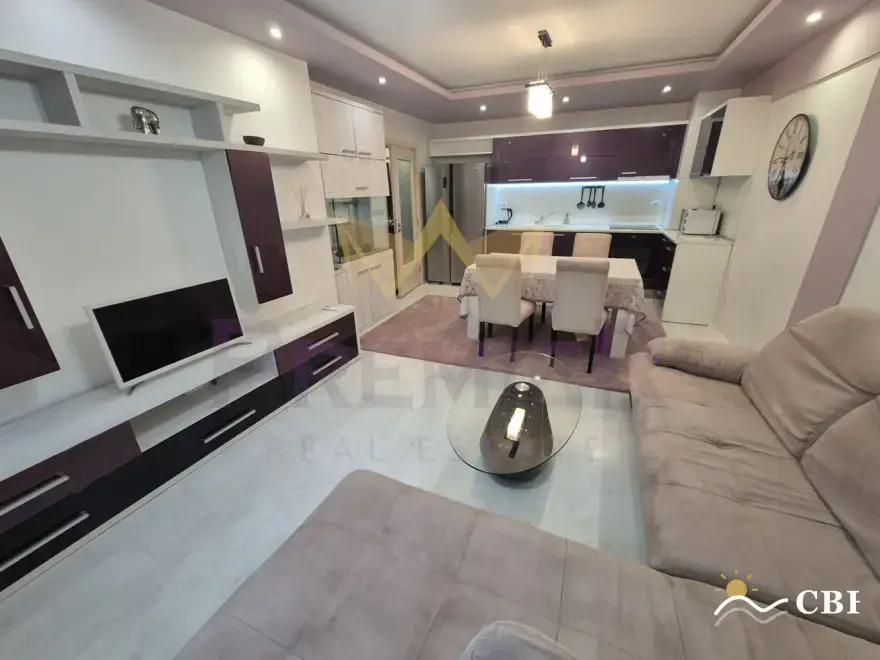 Apartment, 3-room, 85 m², in Varna. Photo 1 of 12. Varna, Black Sea, Bulgaria. Cheap Beach Holiday.