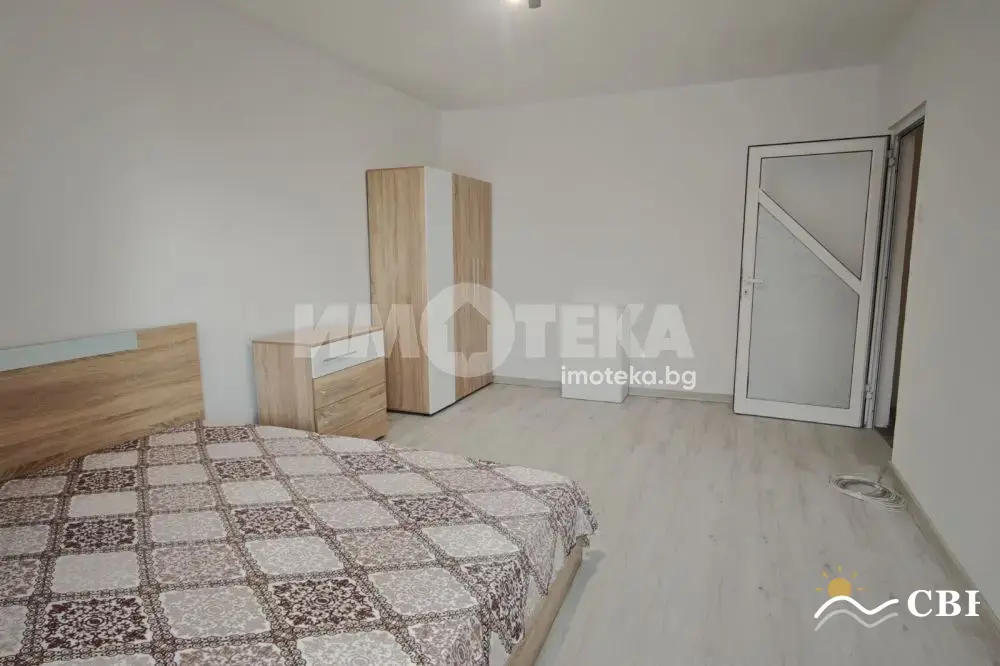 Apartment, 3-room, 65 m², in Varna. Photo 8 of 16. Varna, Black Sea, Bulgaria. Cheap Beach Holiday.