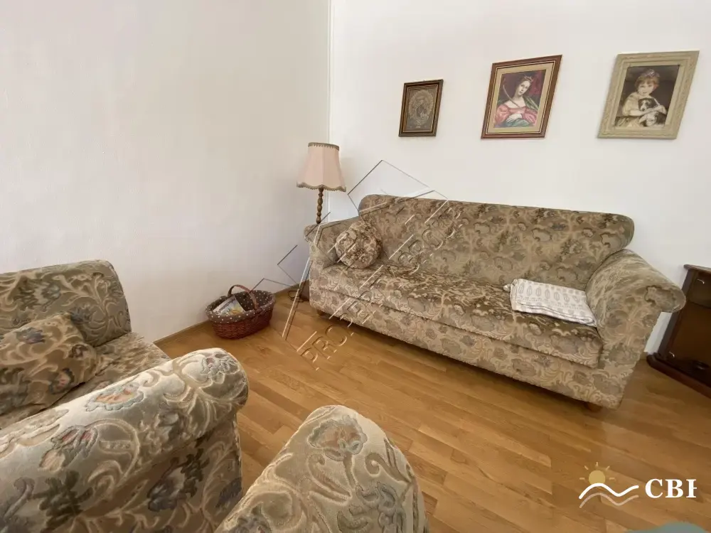 Apartment, 3-room, 80 m², in Burgas. Photo 7 of 16. Burgas, Black Sea, Bulgaria. Cheap Beach Holiday.