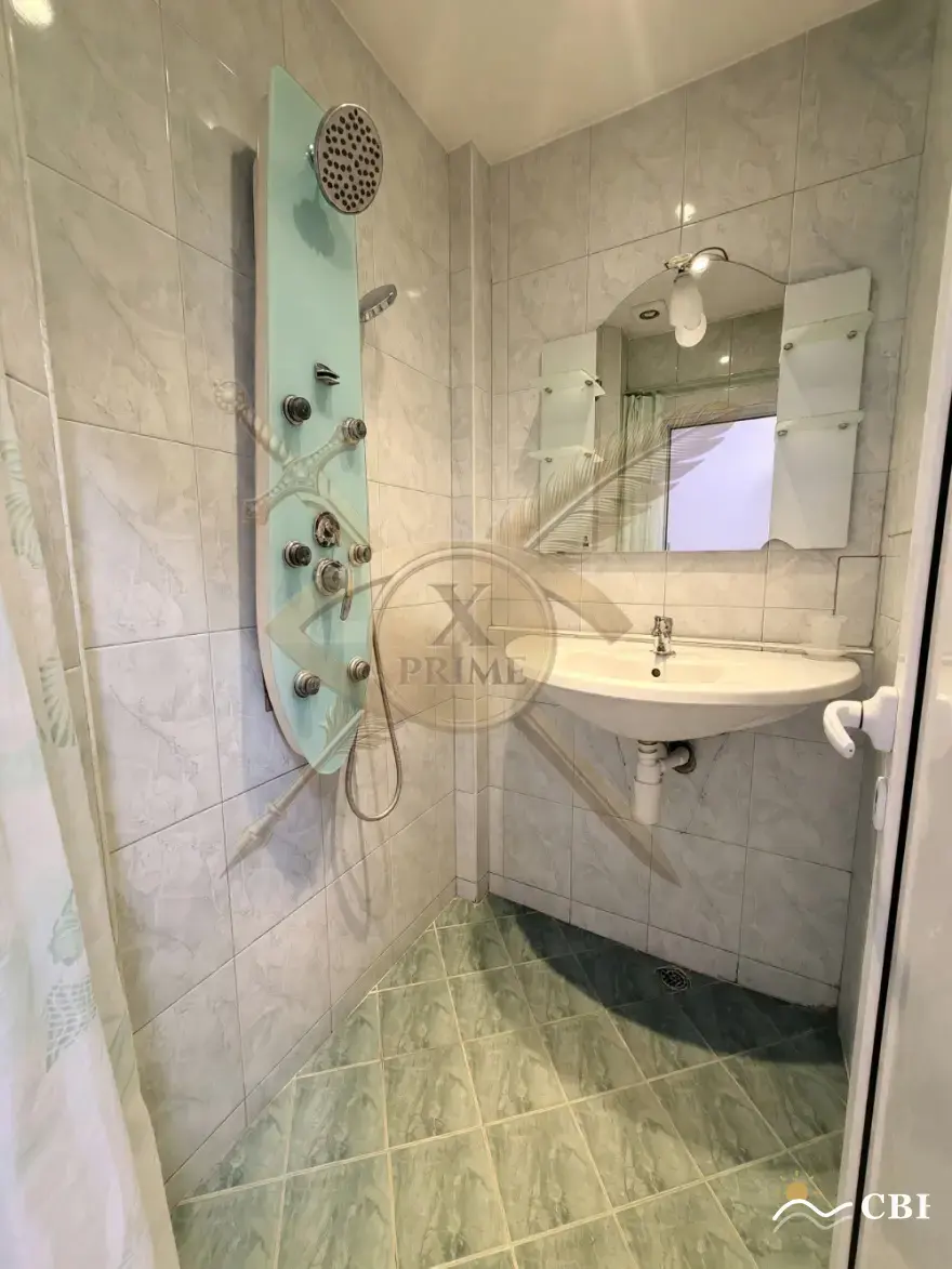 Apartment, 3-room, 60 m², in Varna. Photo 8 of 9. Varna, Black Sea, Bulgaria. Cheap Beach Holiday.