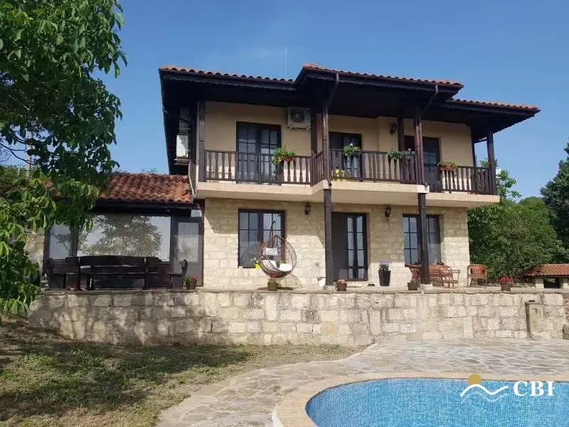 House, 4-room, 138.6 m², in Varna. Photo 1 of 16. Varna, Black Sea, Bulgaria. Cheap Beach Holiday.