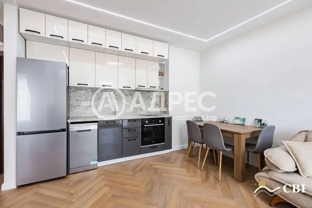 Apartment, 2-room, 60 m², in Varna. Photo 8 of 16. Varna, Black Sea, Bulgaria. Cheap Beach Holiday.