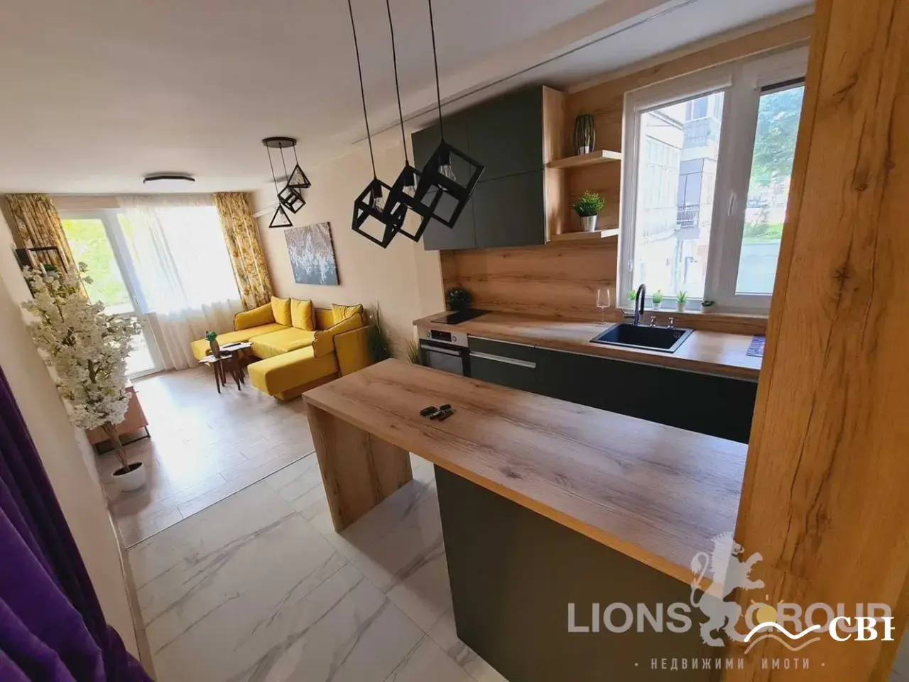 Apartment, 1-room, 110 m², in Varna. Photo 3 of 12. Varna, Black Sea, Bulgaria. Cheap Beach Holiday.