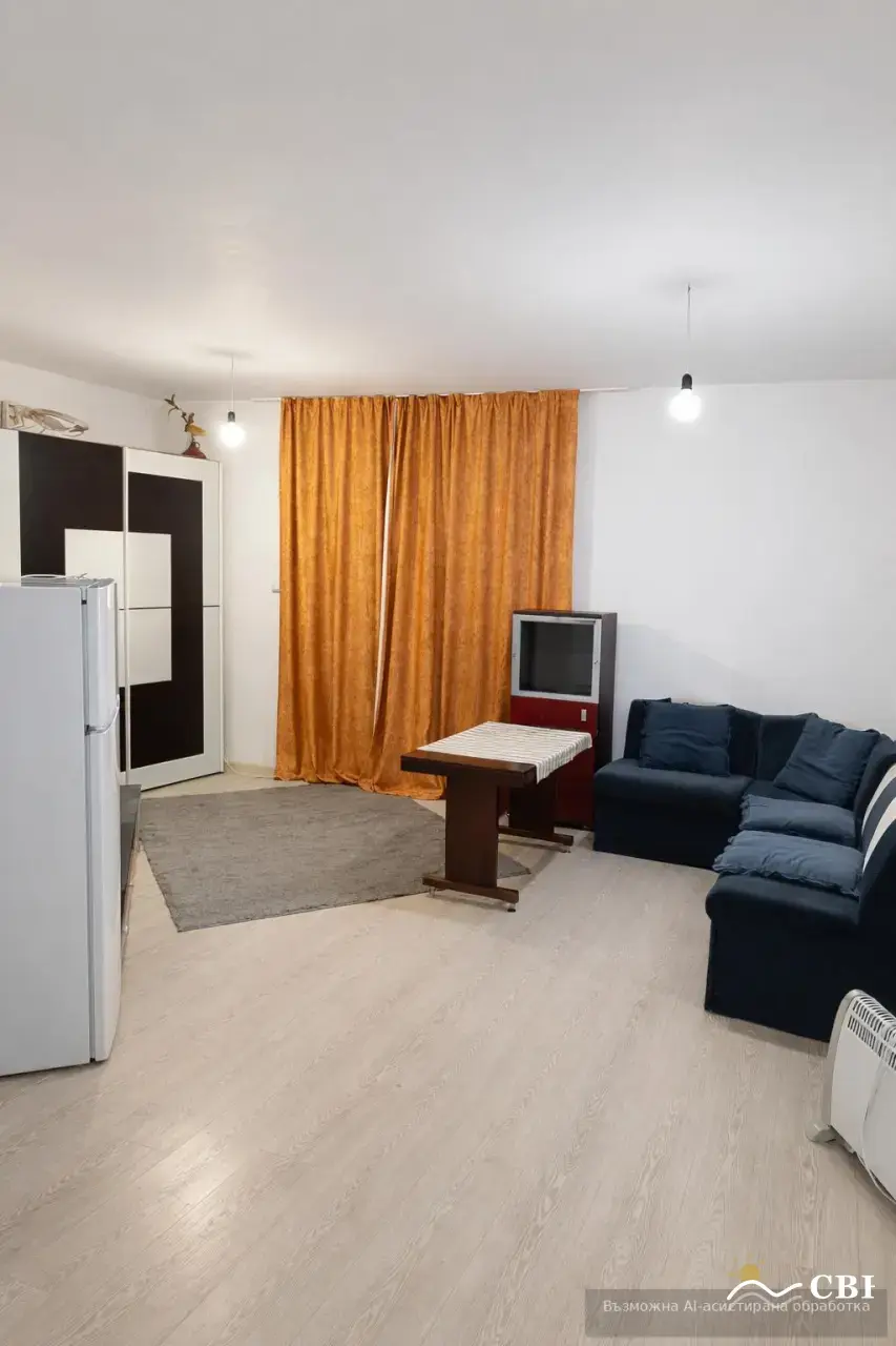 Apartment, 3-room, 82 m², in Varna. Photo 2 of 9. Varna, Black Sea, Bulgaria. Cheap Beach Holiday.