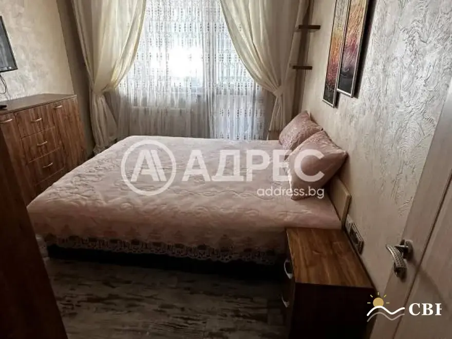 Apartment, 2-room, 70 m², in Burgas. Photo 8 of 11. Burgas, Black Sea, Bulgaria. Cheap Beach Holiday.