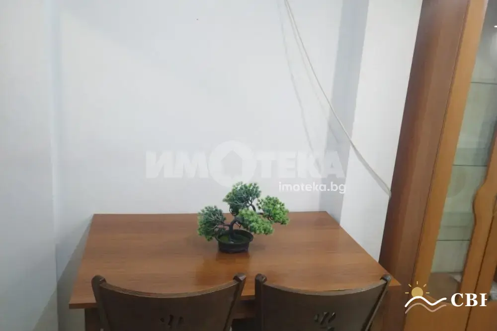 Apartment, 1-room, 49 m², in Varna. Photo 8 of 12. Varna, Black Sea, Bulgaria. Cheap Beach Holiday.