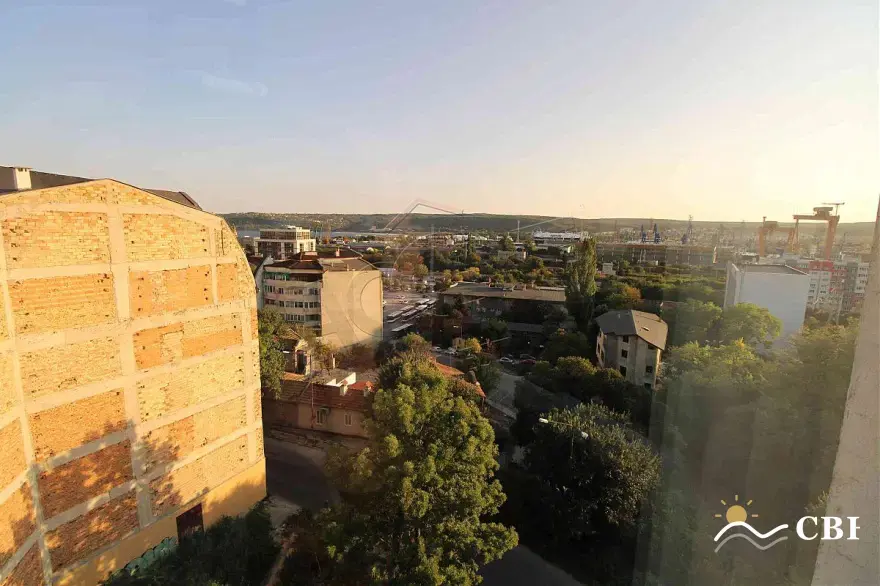 Apartment, 3-room, 115 m², in Varna. Photo 4 of 15. Varna, Black Sea, Bulgaria. Cheap Beach Holiday.