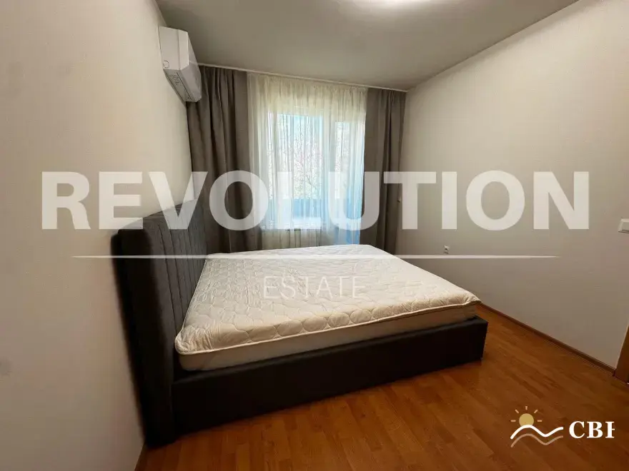 Apartment, 3-room, 80 m², in Varna. Photo 5 of 9. Varna, Black Sea, Bulgaria. Cheap Beach Holiday.