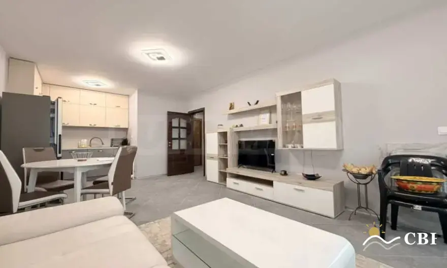 Apartment, 2-room, 75 m², in Burgas. Photo 2 of 16. Burgas, Black Sea, Bulgaria. Cheap Beach Holiday.