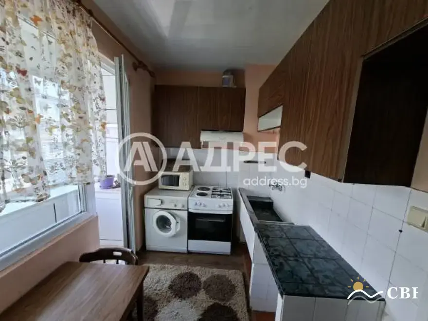 Apartment, 1-room, 94 m², in Varna. Photo 7 of 13. Varna, Black Sea, Bulgaria. Cheap Beach Holiday.