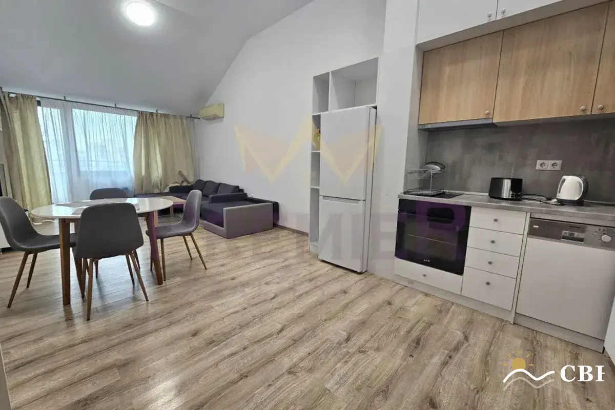 Apartment, 3-room, 100 m², in Varna. Photo 3 of 15. Varna, Black Sea, Bulgaria. Cheap Beach Holiday.