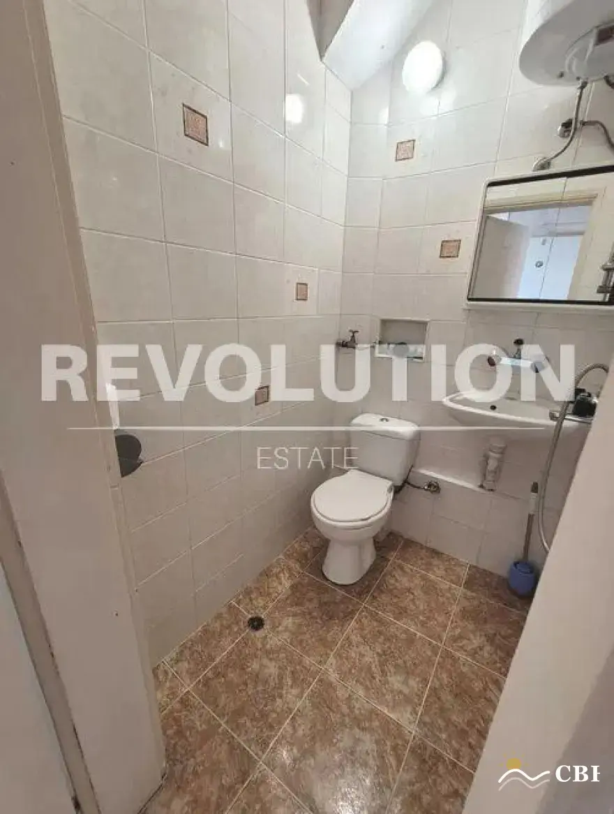 Apartment, 2-room, 40 m², in Varna. Photo 4 of 5. Varna, Black Sea, Bulgaria. Cheap Beach Holiday.