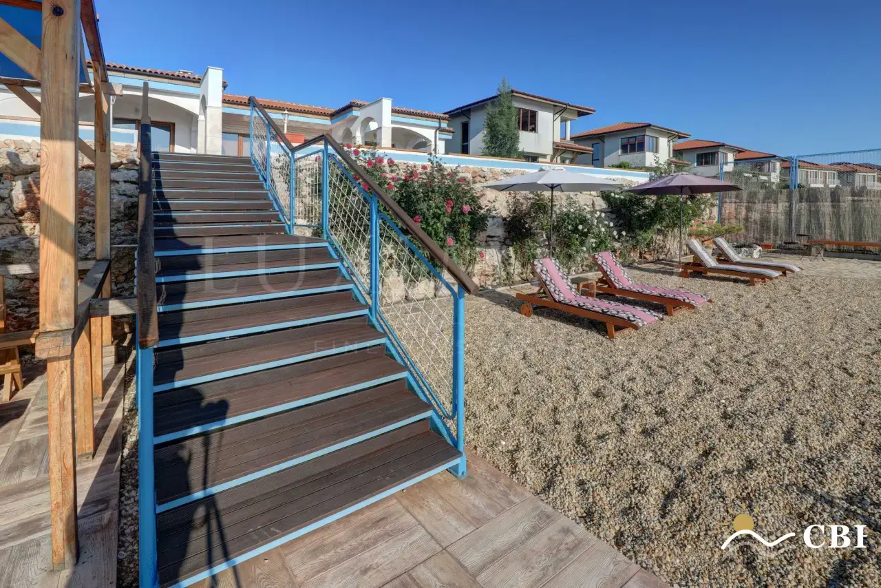 House, 1-room, 180 m², in Balchik. Photo 8 of 16. Balchik, Black Sea, Bulgaria. Cheap Beach Holiday.