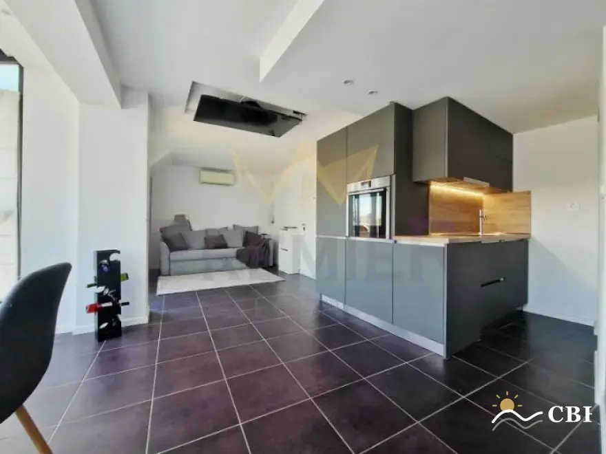 Apartment, 1-room, 58 m², in Varna. Photo 1 of 11. Varna, Black Sea, Bulgaria. Cheap Beach Holiday.