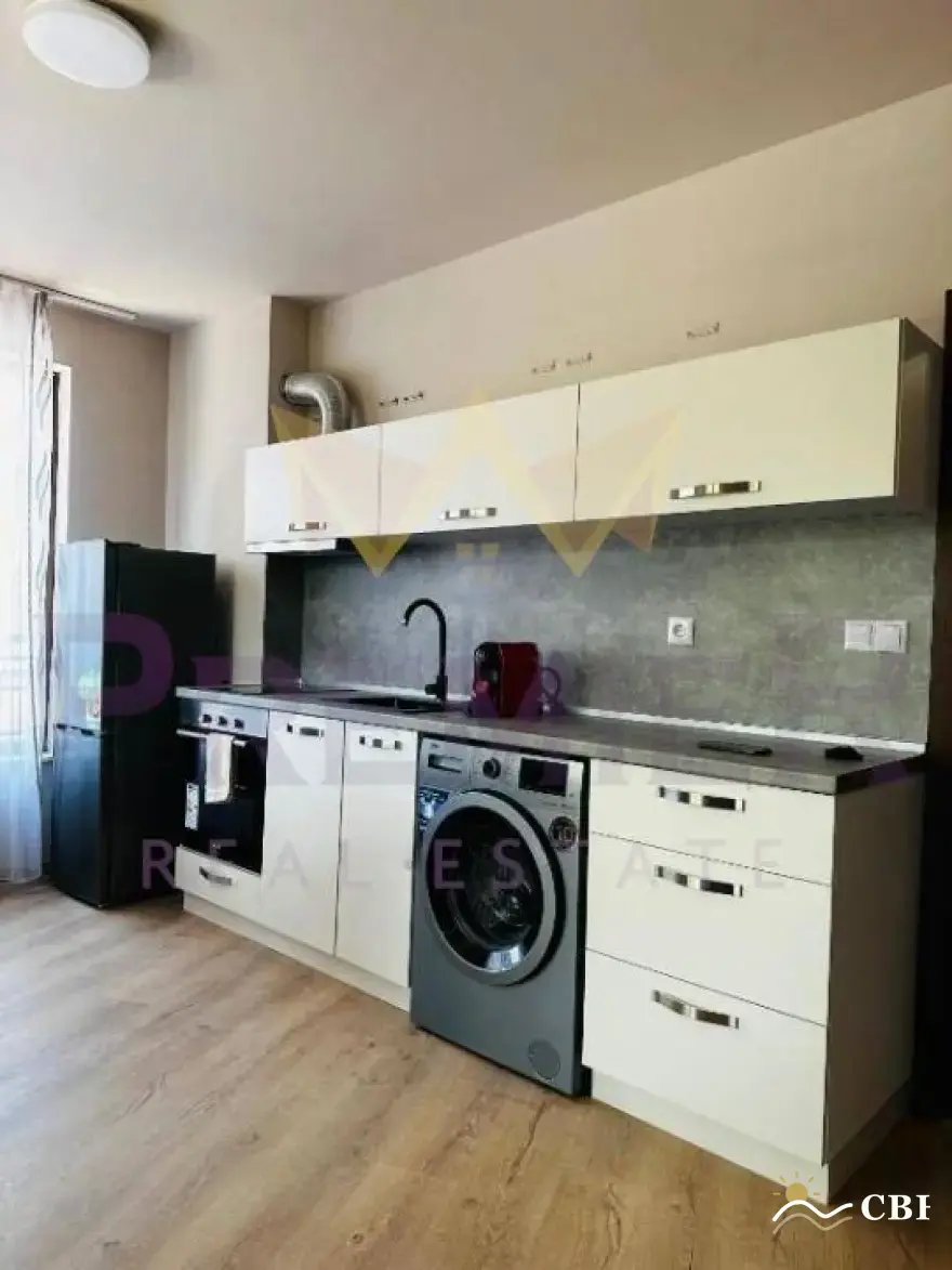 Apartment, 3-room, 70 m², in Varna. Photo 4 of 10. Varna, Black Sea, Bulgaria. Cheap Beach Holiday.