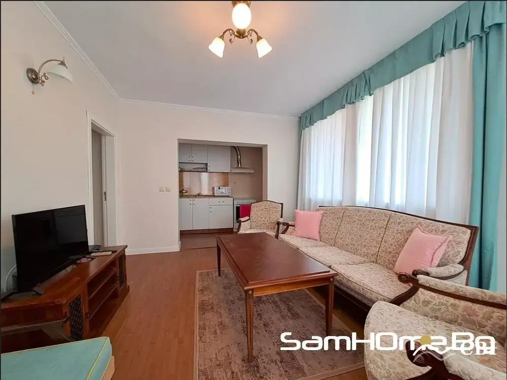 Apartment, 1-room, 70 m², in Varna. Photo 2 of 12. Varna, Black Sea, Bulgaria. Cheap Beach Holiday.
