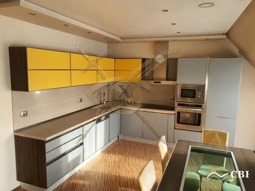 Apartment, 1-room, 140 m², in Varna. Photo 1 of 14. Varna, Black Sea, Bulgaria. Cheap Beach Holiday.