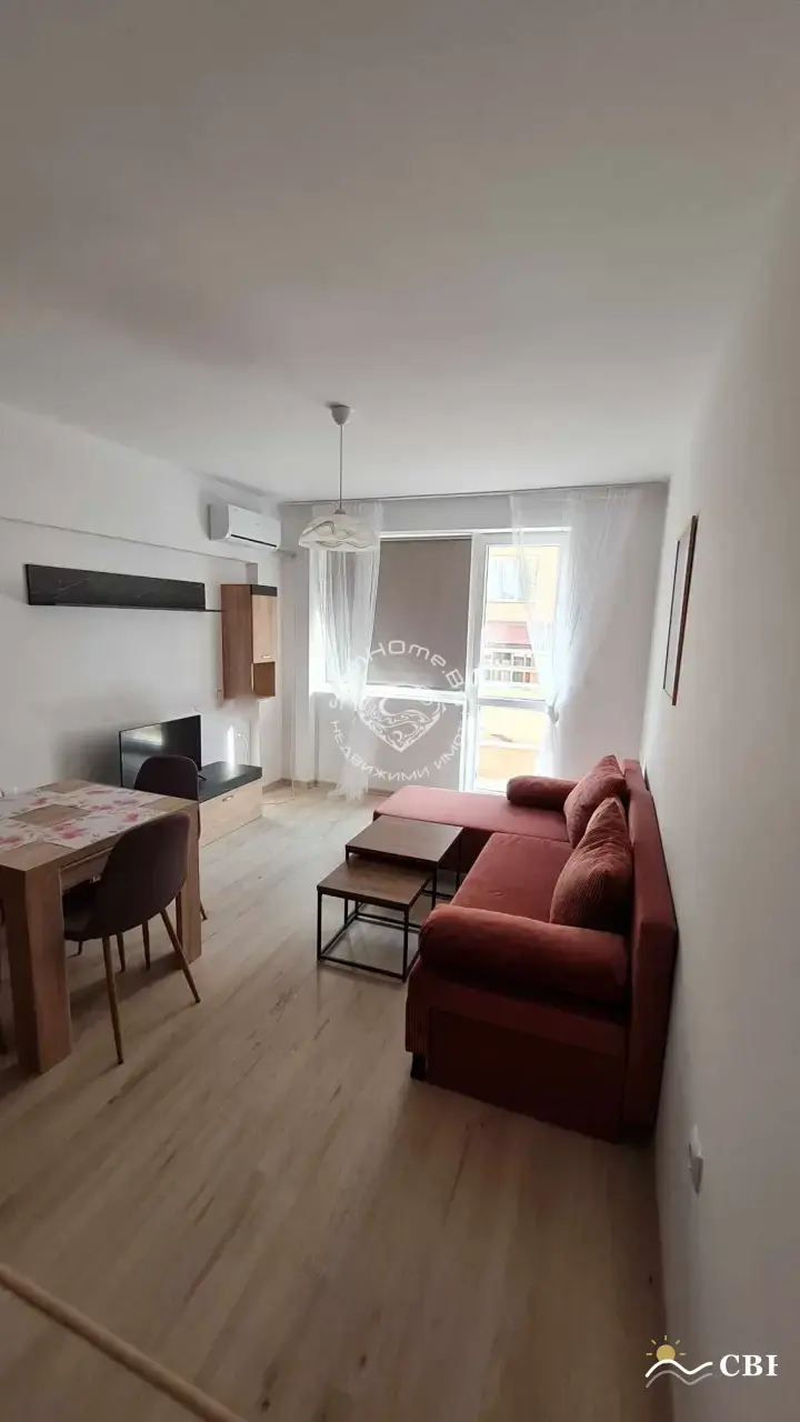 Apartment, 1-room, 60 m², in Varna. Photo 1 of 9. Varna, Black Sea, Bulgaria. Cheap Beach Holiday.