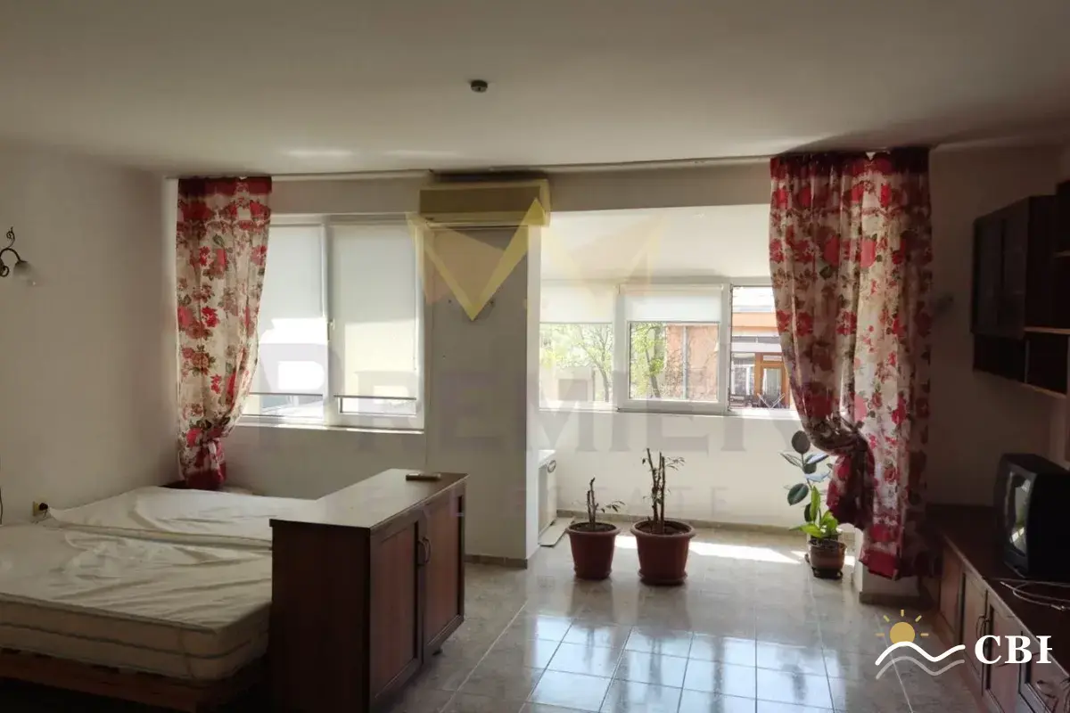 Apartment, 3-room, 80 m², in Varna. Photo 9 of 9. Varna, Black Sea, Bulgaria. Cheap Beach Holiday.