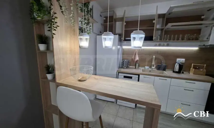 Apartment, 3-room, 100 m², in Varna. Photo 7 of 16. Varna, Black Sea, Bulgaria. Cheap Beach Holiday.