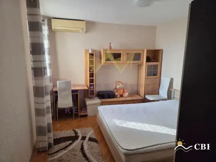 Apartment, 2-room, 65 m², in Varna. Photo 5 of 8. Varna, Black Sea, Bulgaria. Cheap Beach Holiday.