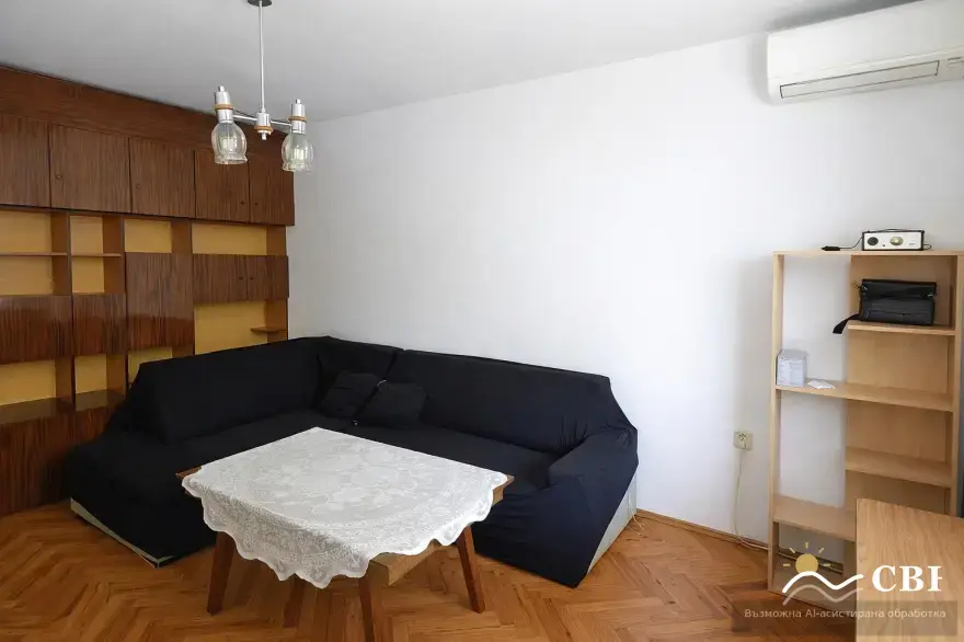 Apartment, 4-room, 90 m², in Varna. Photo 1 of 8. Varna, Black Sea, Bulgaria. Cheap Beach Holiday.