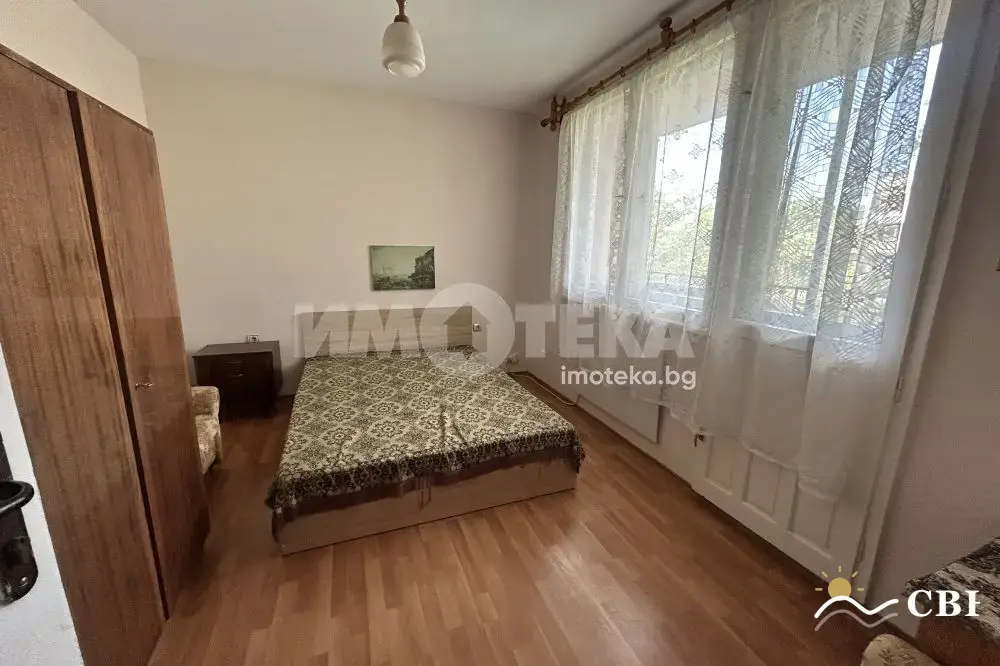 Apartment, 3-room, 65 m², in Varna. Photo 4 of 8. Varna, Black Sea, Bulgaria. Cheap Beach Holiday.