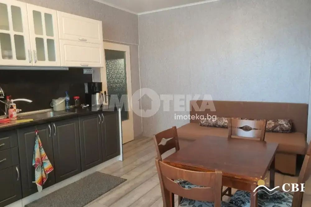 Apartment, 3-room, 60 m², in Varna. Photo 5 of 10. Varna, Black Sea, Bulgaria. Cheap Beach Holiday.