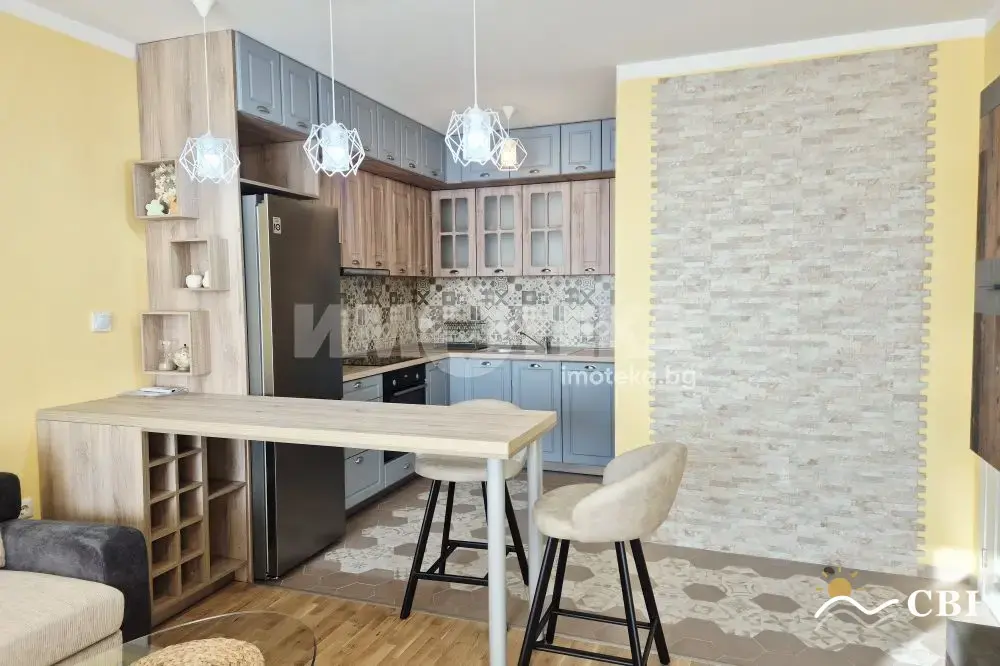 Apartment, 2-room, 70 m², in Varna. Photo 2 of 16. Varna, Black Sea, Bulgaria. Cheap Beach Holiday.