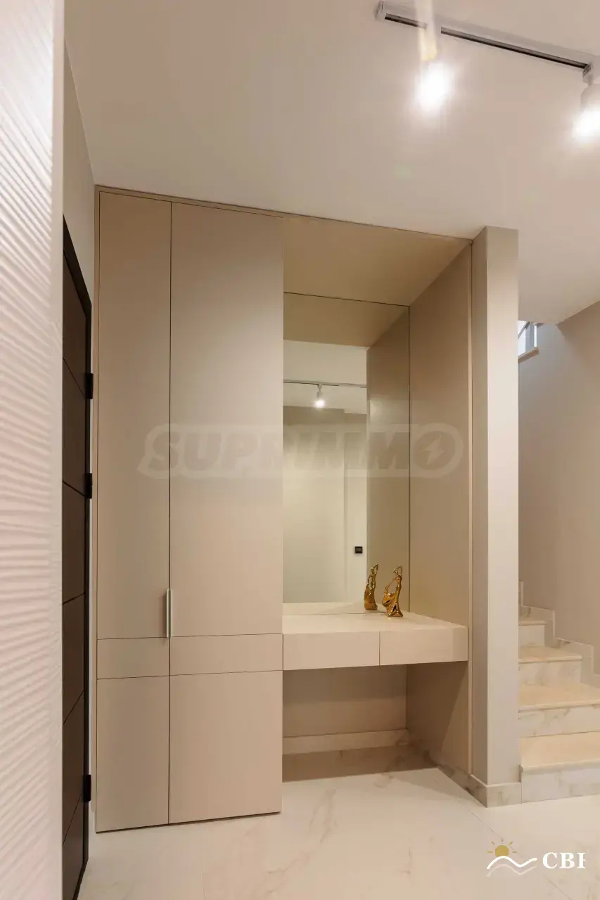 House, 4-room, 140 m², in Pomorie. Photo 7 of 16. Pomorie, Black Sea, Bulgaria. Cheap Beach Holiday.