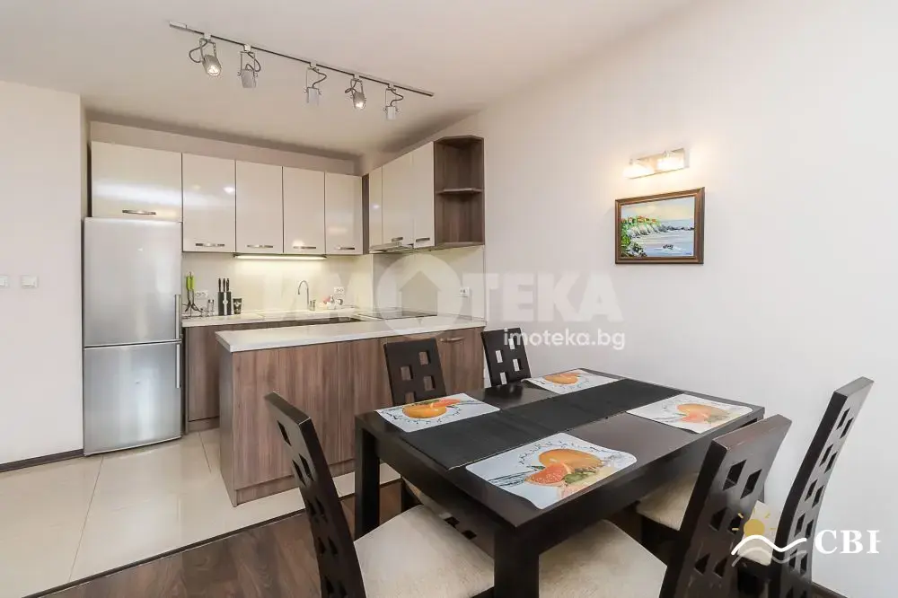 Apartment, 3-room, 130 m², in Varna. Photo 1 of 16. Varna, Black Sea, Bulgaria. Cheap Beach Holiday.