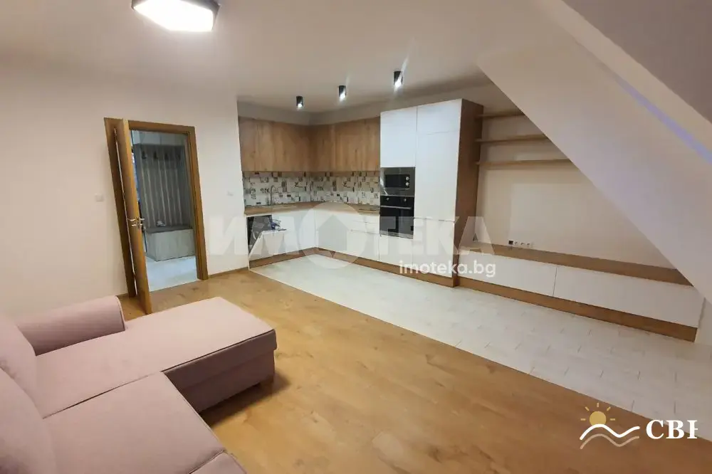 Apartment, 3-room, 100 m², in Kableshkovo. Photo 2 of 11. Kableshkovo, Black Sea, Bulgaria. Cheap Beach Holiday.