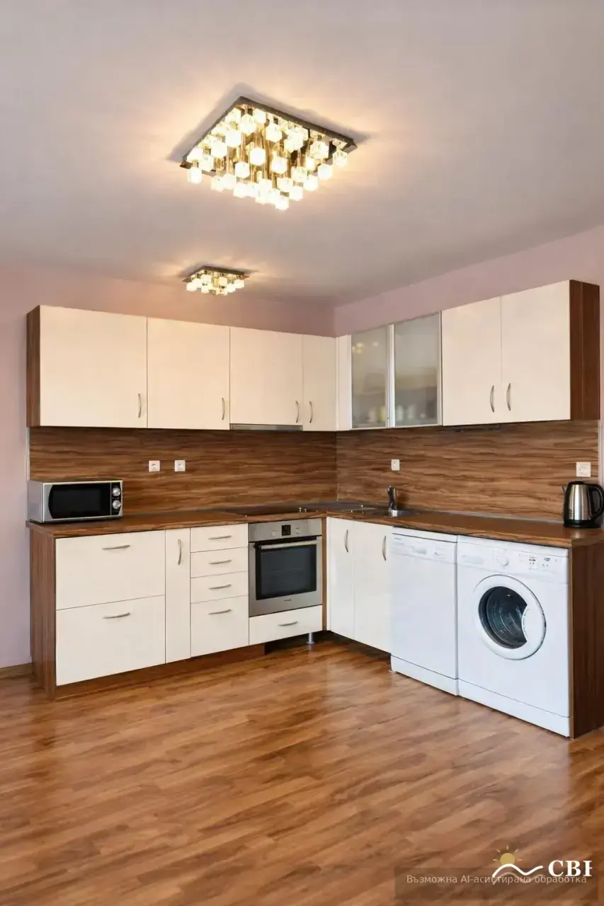 Apartment, 2-room, 65 m², in St. St. Konstantin and Elena. Photo 3 of 5. St. St. Konstantin and Elena, Black Sea, Bulgaria. Cheap Beach Holiday.