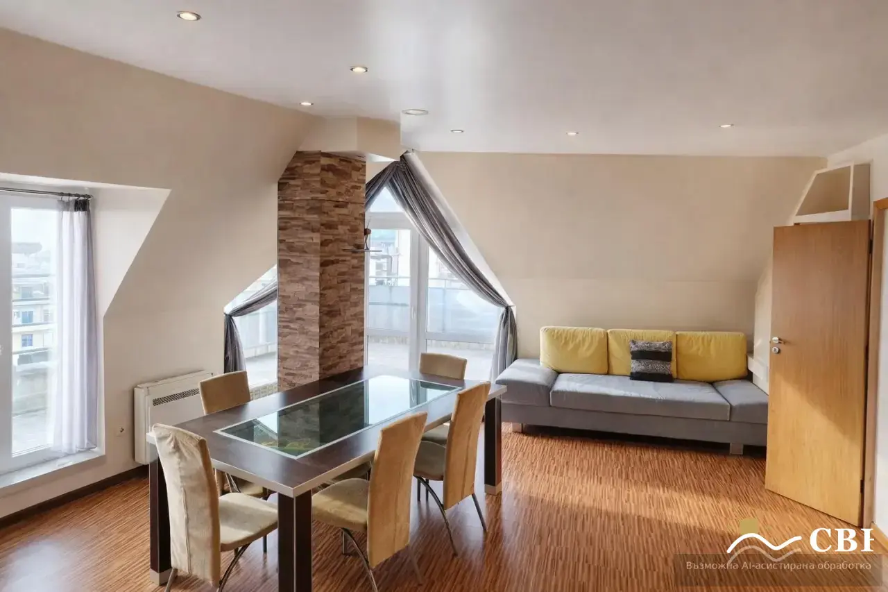 Apartment, 3-room, 140 m², in Varna. Photo 3 of 8. Varna, Black Sea, Bulgaria. Cheap Beach Holiday.
