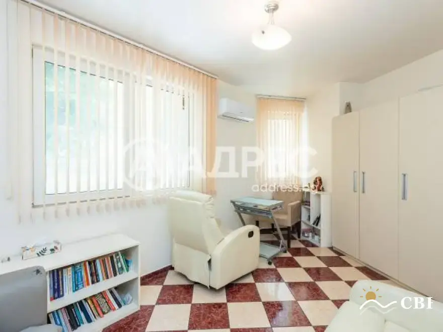 Apartment, 2-room, 50 m², in Varna. Photo 3 of 16. Varna, Black Sea, Bulgaria. Cheap Beach Holiday.