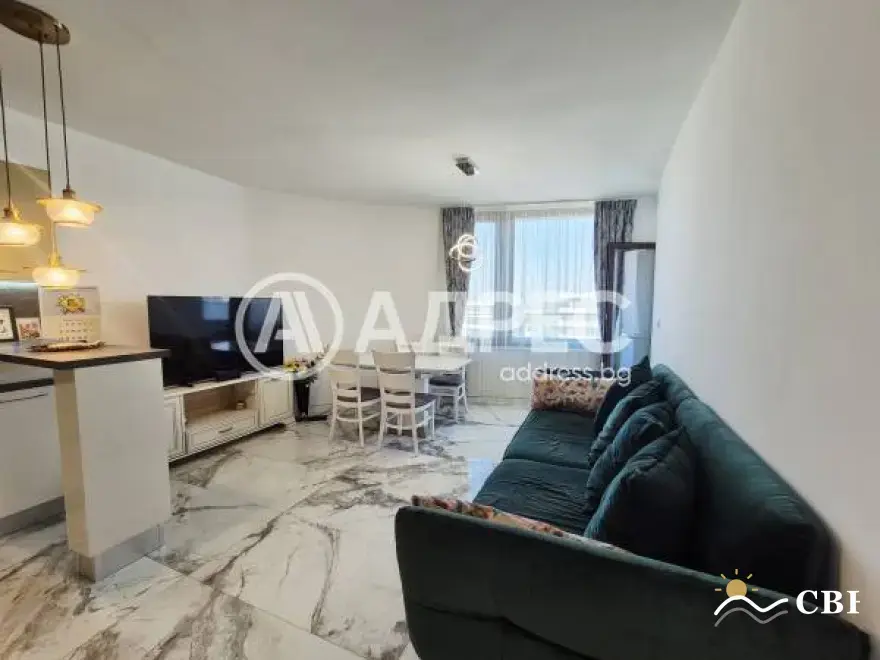 Apartment, 2-room, 65 m², in Varna. Photo 4 of 11. Varna, Black Sea, Bulgaria. Cheap Beach Holiday.