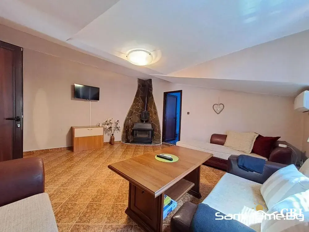 House, 1-room, 120 m², in Varna. Photo 2 of 11. Varna, Black Sea, Bulgaria. Cheap Beach Holiday.