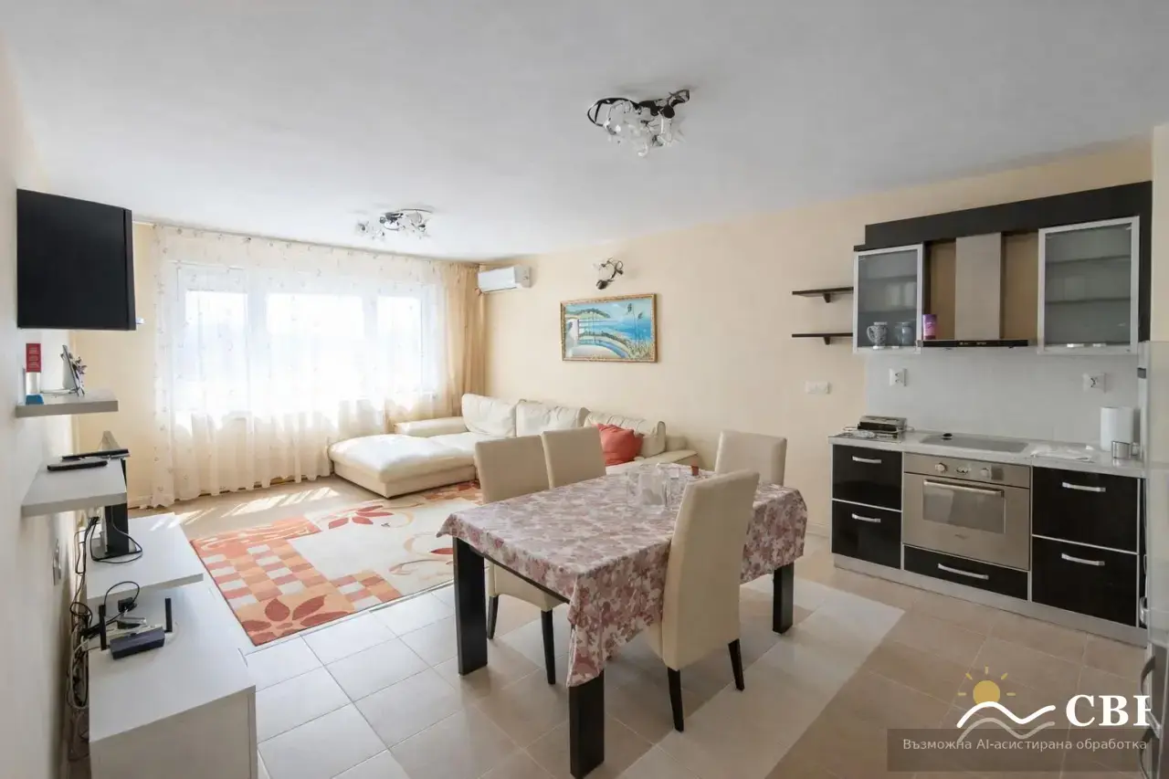 Apartment, 3-room, 102 m², in Varna. Photo 2 of 8. Varna, Black Sea, Bulgaria. Cheap Beach Holiday.