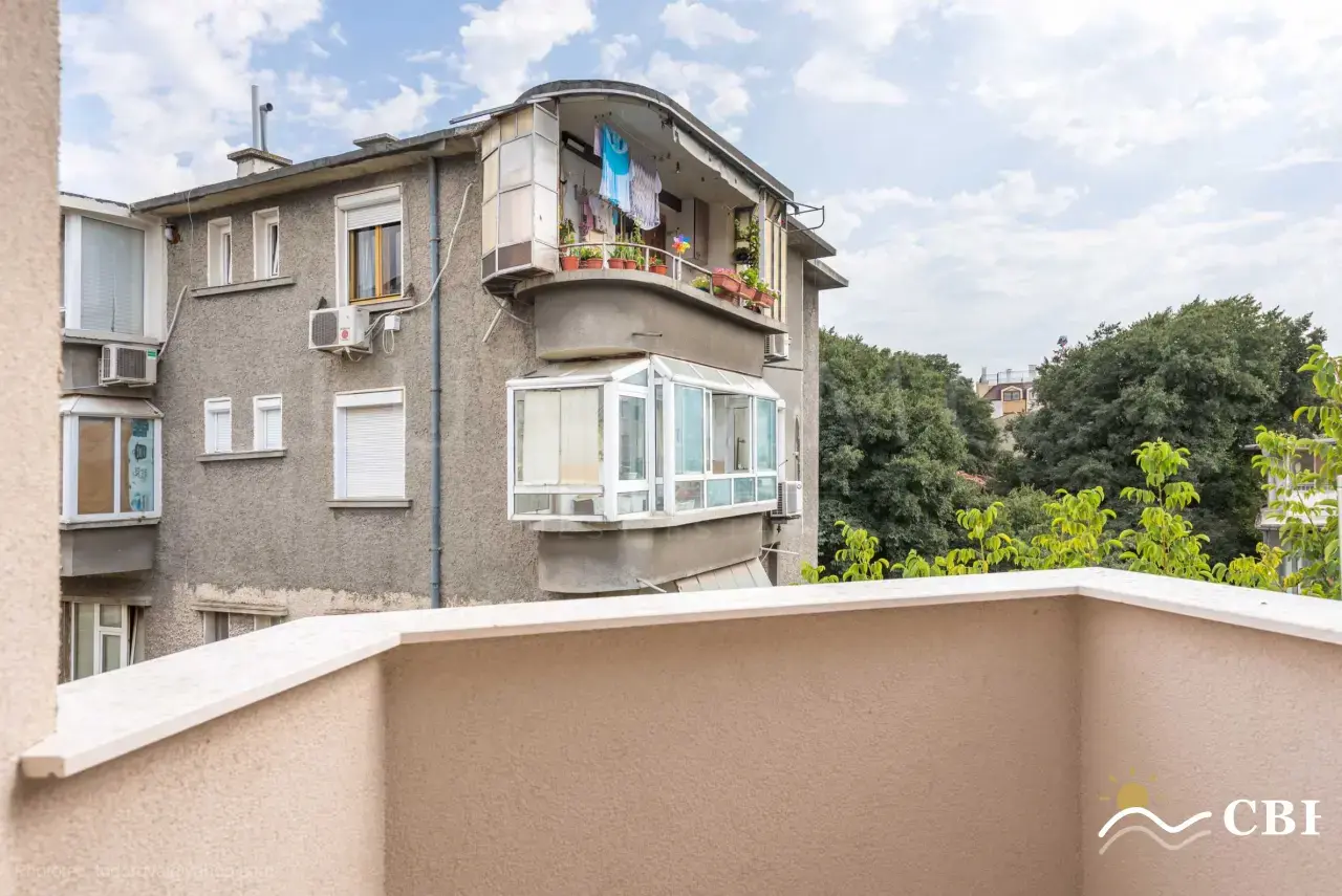 Apartment, 3-room, 80 m², in Varna. Photo 7 of 16. Varna, Black Sea, Bulgaria. Cheap Beach Holiday.